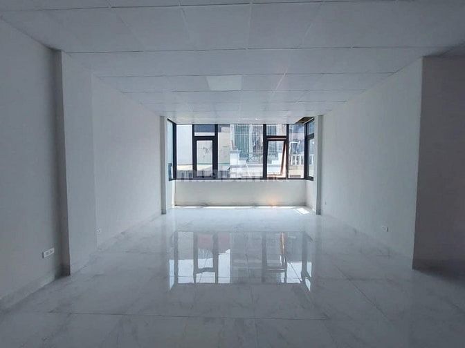 Cho thuê nhà mặt ngõ 12 Đại La
