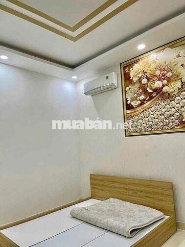 Nhà cho thuê full nội thất (4m x 15m) 4 phòng ngủ 3 tầng hẻm nhựa 8m