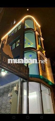 Cho thuê nhà mặt tiền Lý Thái Tổ 3 lầu mới căn góc vị trí đẹp