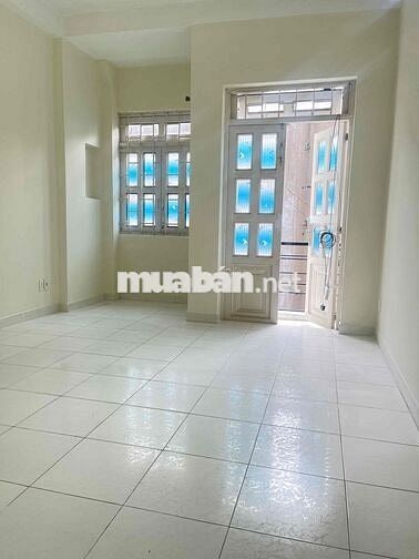 Nhà Mới Sơn đg LĐT P15: 4x12m, 2 lầu, 3pn, 3wc, sân thượng