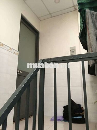 Nhà 2 phòng ngủ.hẻm chợ ấp 4.gần ngã 5 vĩnh lộc