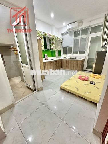 SANG NHƯỢNG NHÀ CHDV BÌNH THẠNH