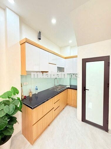 🔥 Tôn Đức Thắng, Ngõ Ba Gác Tránh, Gần Phố, 22m2, 5 Tầng, Giá 6.28 Tỷ