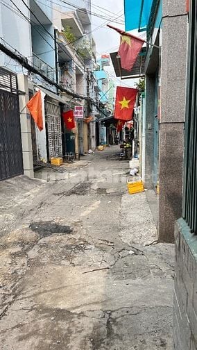 Cho thuê nhà nguyên căn Quận 8, Gần cầu Nguyễn Văn Cừ