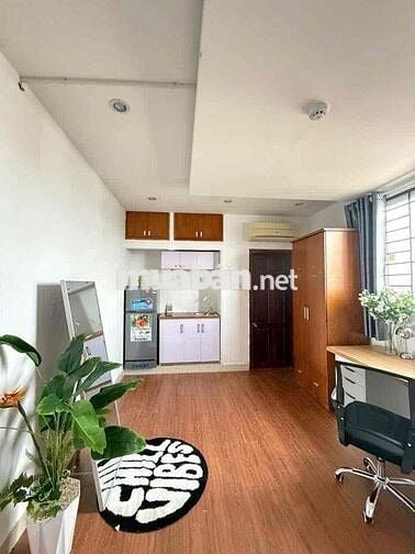 STUDIO CỬA SỔ TRỜI NGAY IUH FULL NỘI THẤT
