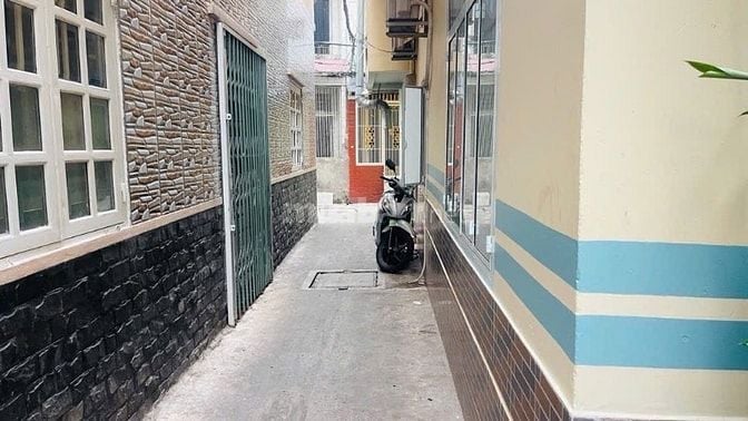 Nhỉnh 3 Tỷ ngay trung tâm quận 10 , nhà đang có dòng tiền cực tốt 