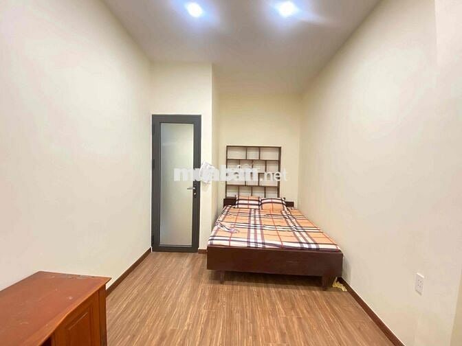 Cho Thuê Tầng Trệt Riêng Biệt Kiểu CHDV Full Nội Thất Gần Chợ Bà Chiểu