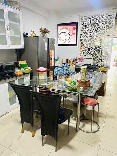 Nhà 68m2, 2 lầu, sân thượng, hxh. Giá 7 tỷ 190 TL