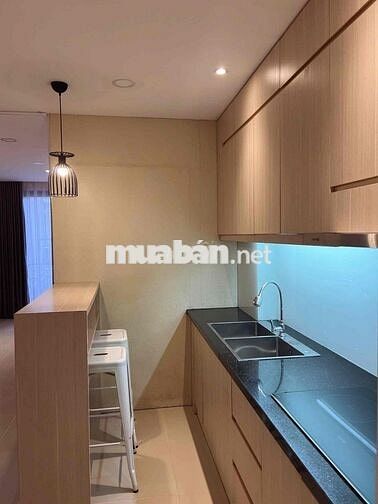 1 Phòng Ngủ Tách Bếp, Nguyễn Ngọc Phương