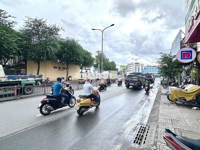 Cho thuê Mặt Bằng Kinh Doanh Lý Thường Kiệt