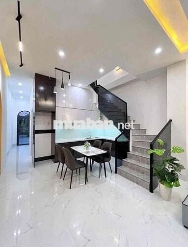 CON DẠI CÁI MANG CON CÔ MỸ BỂ NỢ CÔ CẦN BÁN GẤP