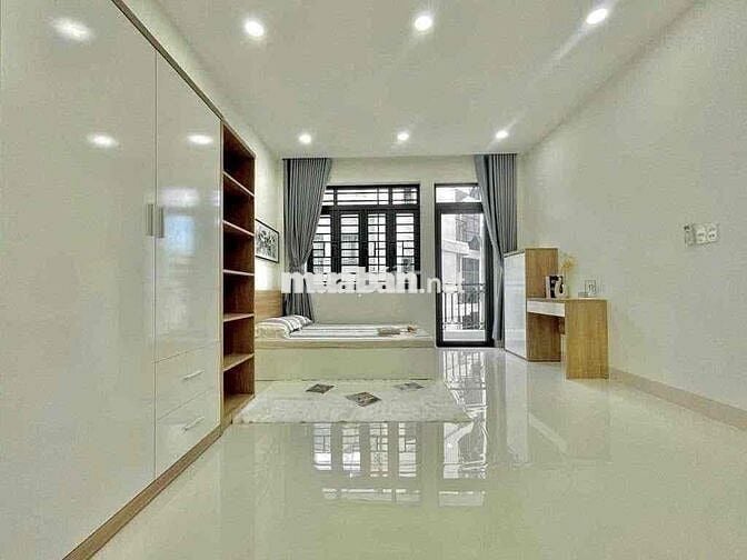 Phòng Full nội thất Thang Máy 40m Hoàng Văn Thụ gần sân bay TSN