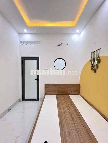 CON DẠI CÁI MANG CON CÔ MỸ BỂ NỢ CÔ CẦN BÁN GẤP