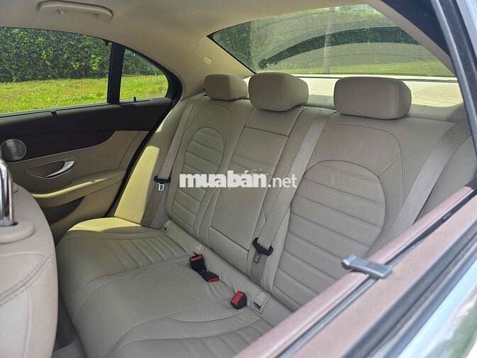 Mercedes Benz C200 Exclusive - 27.000Km