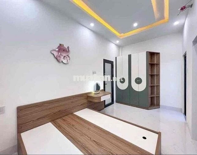 CON DẠI CÁI MANG CON CÔ MỸ BỂ NỢ CÔ CẦN BÁN GẤP