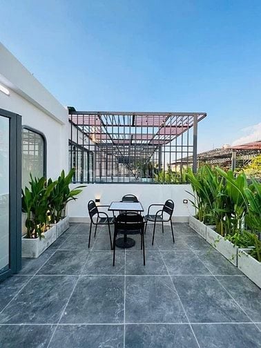 KHU VIP LUXURY PHÚ NHUẬN- 3 TẦNG-SÂN ĐỂ XE RỘNG-SẲN DÒNG TIỀN CHO THUÊ