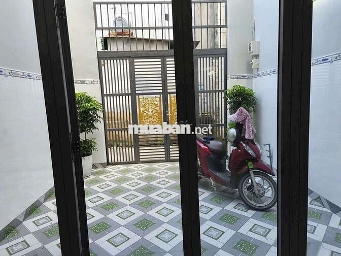 Nhà mới 3 tầng 56 M2 , chỉ 3,45 tỷ