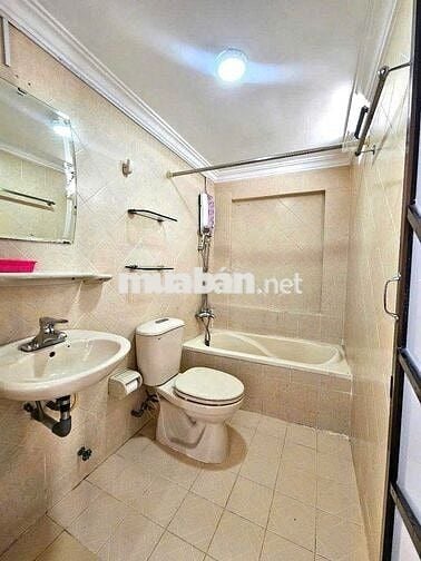 Cho Thuê Nhà Đường Điện Biên Phủ, Quận 3 ( 18PN, 18WC, PCCC Full )