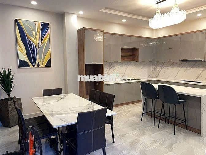 BÁN GẤP TÀI SẢN QUẬN 1–HẺM LÊ THỊ RIÊNG,P.BẾN THÀNH DT:6x18,5CN:110m2