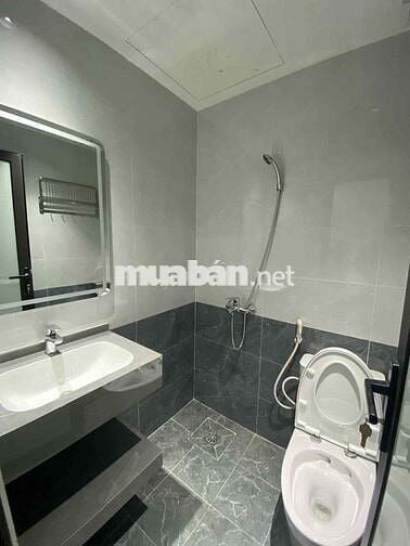 CHO THUÊ STUDIO,1N1K,  NỘI THẤT CƠ BẢN BAN CÔNG NGAY TẠI TRẦN DUY HƯNG