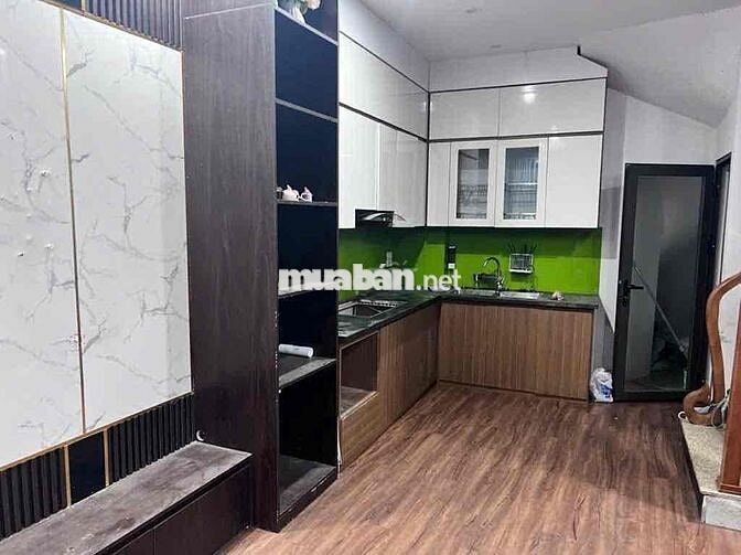 HÀNG HIẾM - CHỈ 2p ra HỒ LINH ĐÀM - 30m2 - 5 tầng -5tỷ8