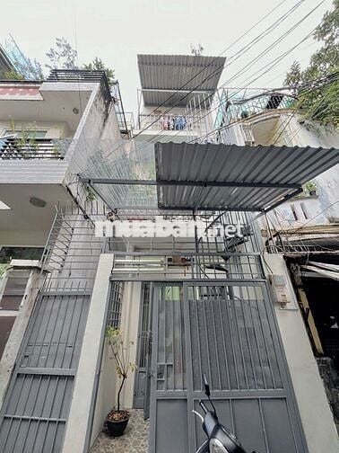 Giáp Phú Nhuận hẻm 5m - Nhà 3 tầng - Diện tích 86 m² - 9 PN - Chỉ 9tỷ