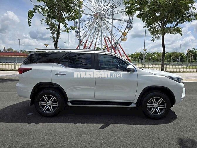 Fortuner 2022 2.4L máy dầu - số tự động