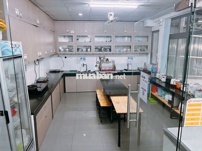 KTX nam bao trọn gói, máy giặt FREE ngay ĐH Ngân Hàng - 4p đi bộ
