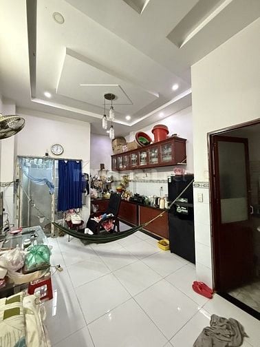 Tỉnh Lộ 10, 4x17m, 4 Tầng, 5 PN, Hẻm xe tải, Giá 5,2 Tỷ.