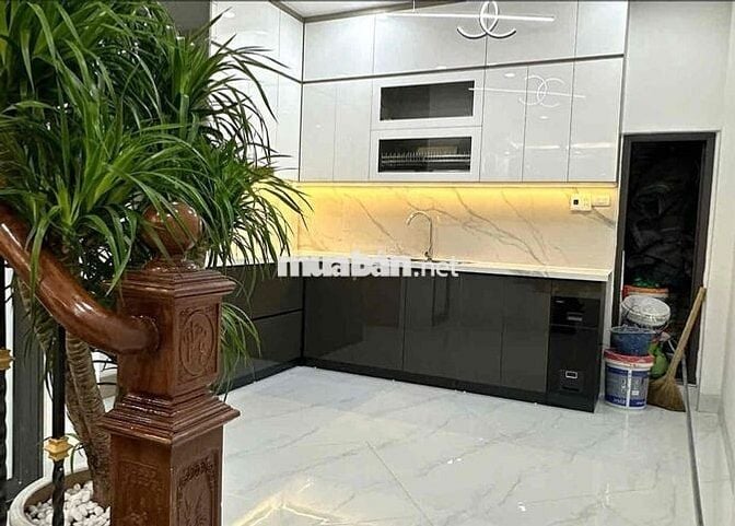 Bán nhà Cầu Diễn, Từ Liêm, Nhà hiện đại, Ô tô gần, Dân xây thoáng sáng