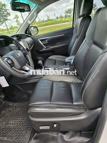 Fortuner 2022 2.4L máy dầu - số tự động