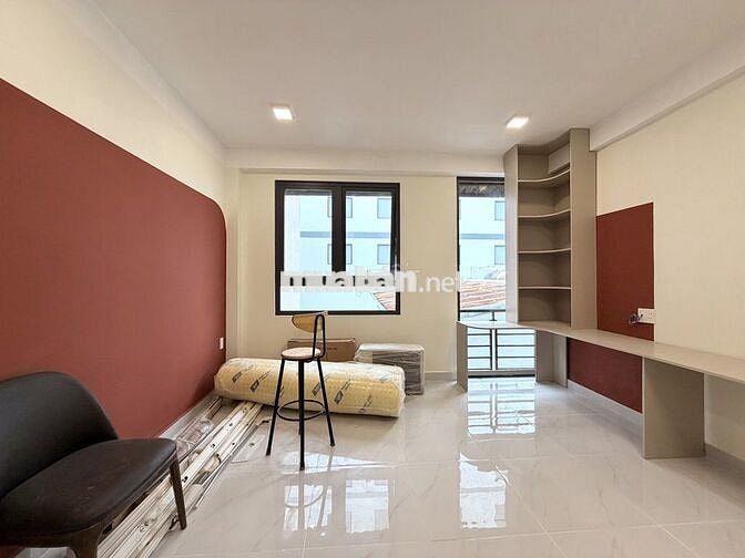 CHDV Ngay Vincom Nguyễn Xí - 50 m² - 4 Tầng - Dòng tiền 35tr/th- 8 T