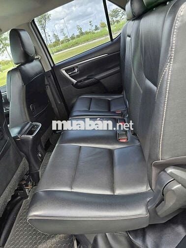 Fortuner 2022 2.4L máy dầu - số tự động