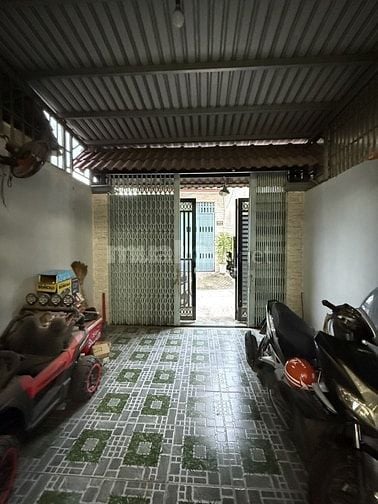 Tỉnh Lộ 10, 4x17m, 4 Tầng, 5 PN, Hẻm xe tải, Giá 5,2 Tỷ.