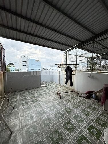 Tỉnh Lộ 10, 4x17m, 4 Tầng, 5 PN, Hẻm xe tải, Giá 5,2 Tỷ.