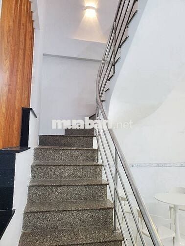 BÁN NHÀ 2 TẦNG GIÁP NGÃ TƯ BỐN XÃ, 4.6Mx14M, HƠN 4 TỶ X