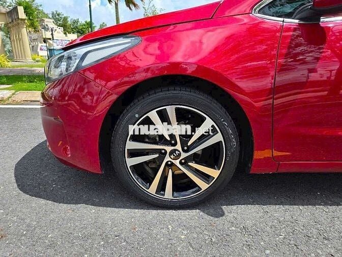Kia Cerato 2018 1.6 AT Luxury