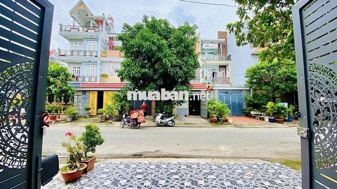 💥 Nhà đẹp 5x22m, đường 16m cực thoáng – 1 lầu gần chợ Bà Điểm, Hóc Môn