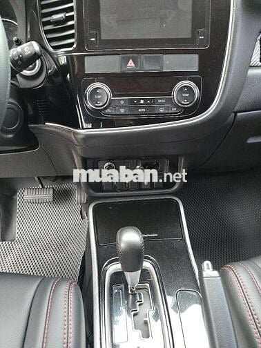 Outlander 2019 2.0 CVT - cực đẹp
