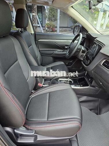 Outlander 2019 2.0 CVT - cực đẹp