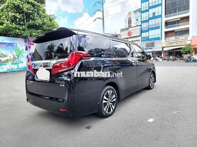 Toyota Alphard cực mới 1 đời chủ, nhà trùm mền