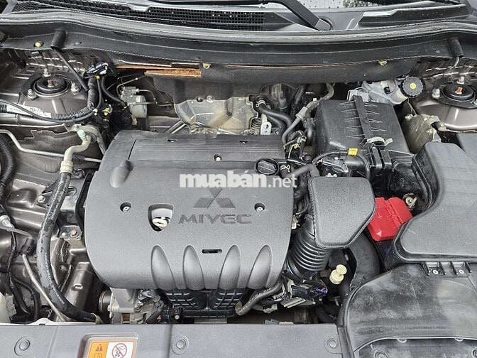 Outlander 2019 2.0 CVT - cực đẹp