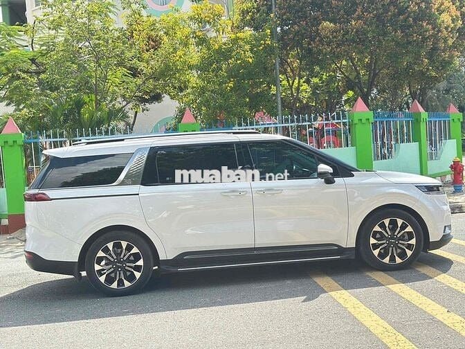 Kia Carnival 2024 - 1500 km