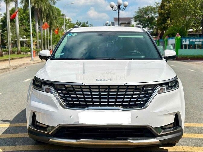 Kia Carnival 2024 - 1500 km