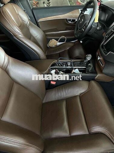 Volvo XC90 2018 T6 Inscription - 80000 km