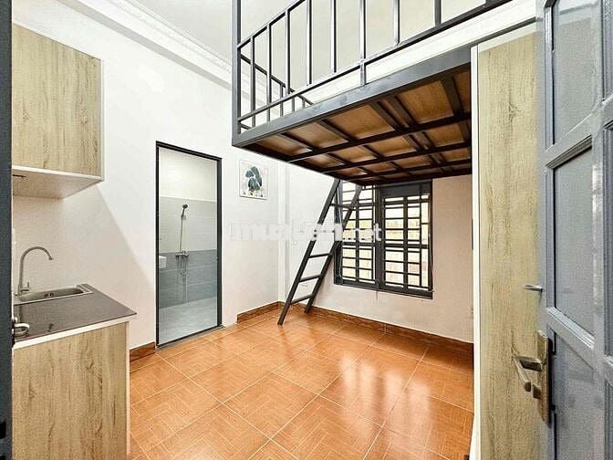 DUPLEX GÁC 3x GẦN ĐẠI HỌC NGUYỄN TẤT THÀNH