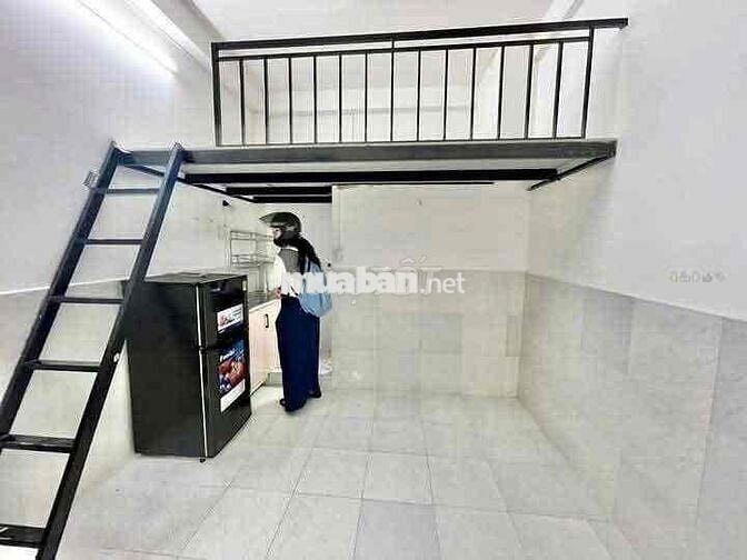 Phòng có gác ngay đại học Văn Hiến - Âu Cơ