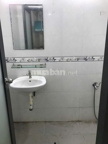 Cho thuê nhà mặt tiền nguyên căn 100 m2 đường Dương Quảng Hàm