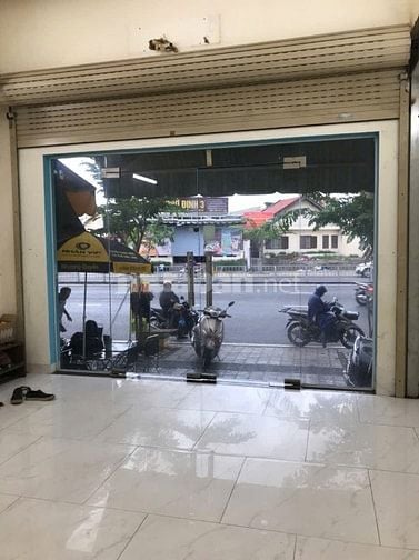 Cho thuê nhà mặt tiền nguyên căn 100 m2 đường Dương Quảng Hàm