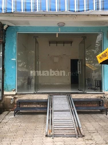 Cho thuê nhà mặt tiền nguyên căn 100 m2 đường Dương Quảng Hàm